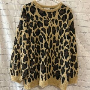 Hayden Leopard Fuzzy Sweater SZ Small